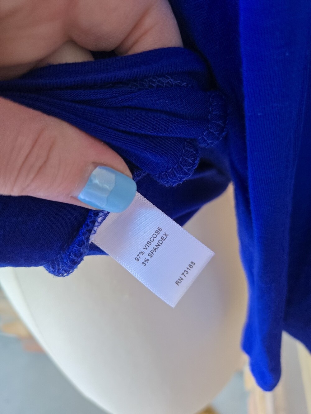 Cable & Gauge Royal Blue Twist‑Front V‑Neck Top – Women’s Size Medium - Picture 7 of 15